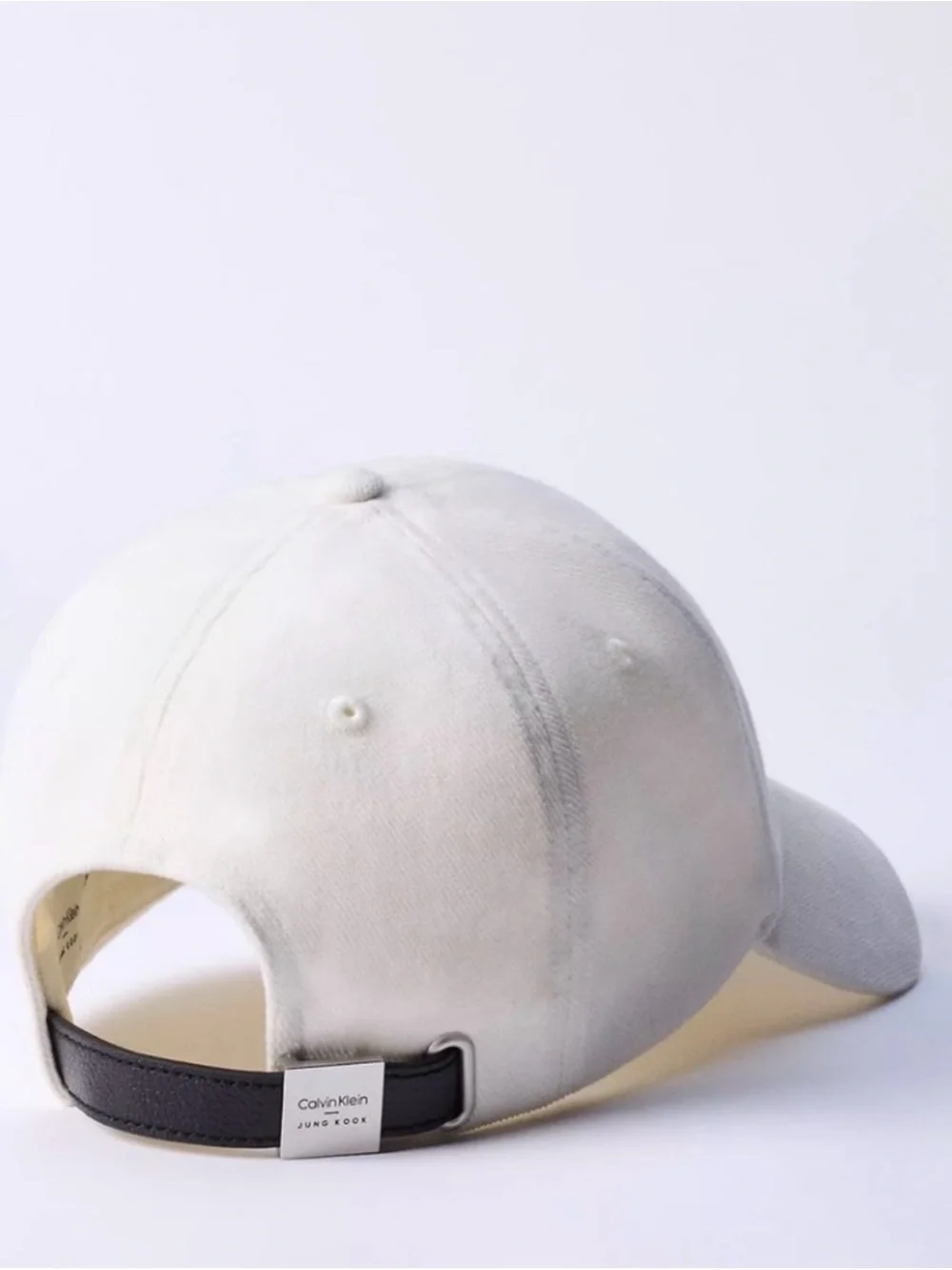 Calvin Klein x Jung Kook hat CKJK - Picture 2 of 4